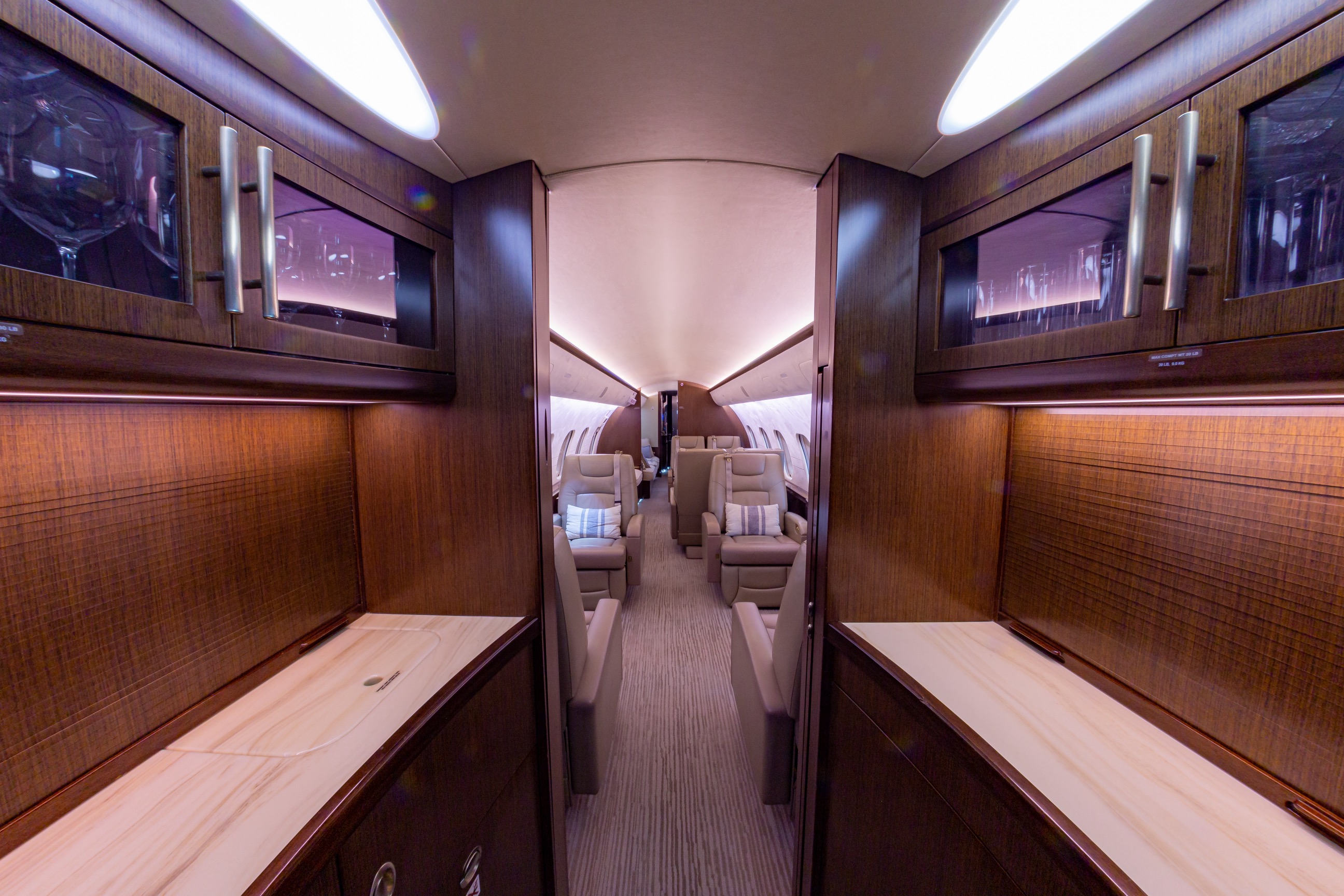 Bombardier Global 5000 10