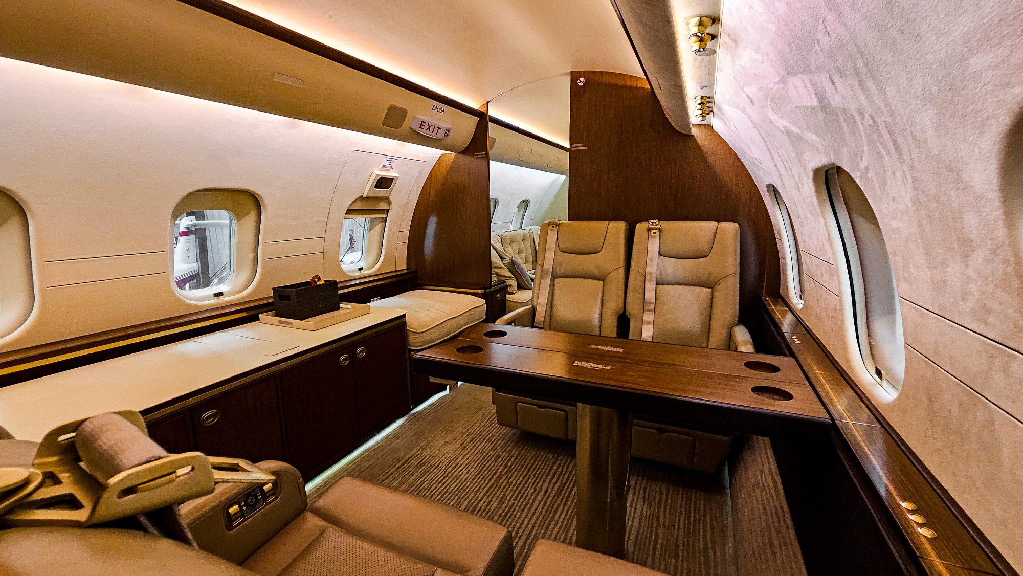 Bombardier Global 5000 4